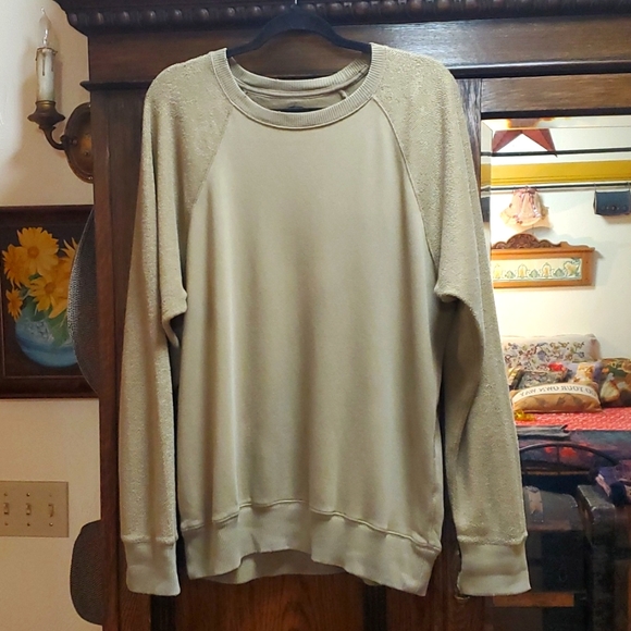 aerie Tops - AERIE Sweatshirt